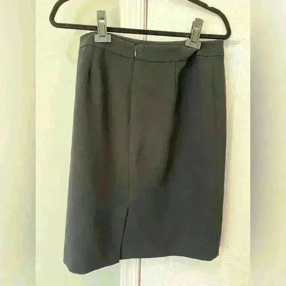 Talbots Women’s 10 Black Pencil Skirt - Picture 2 of 3